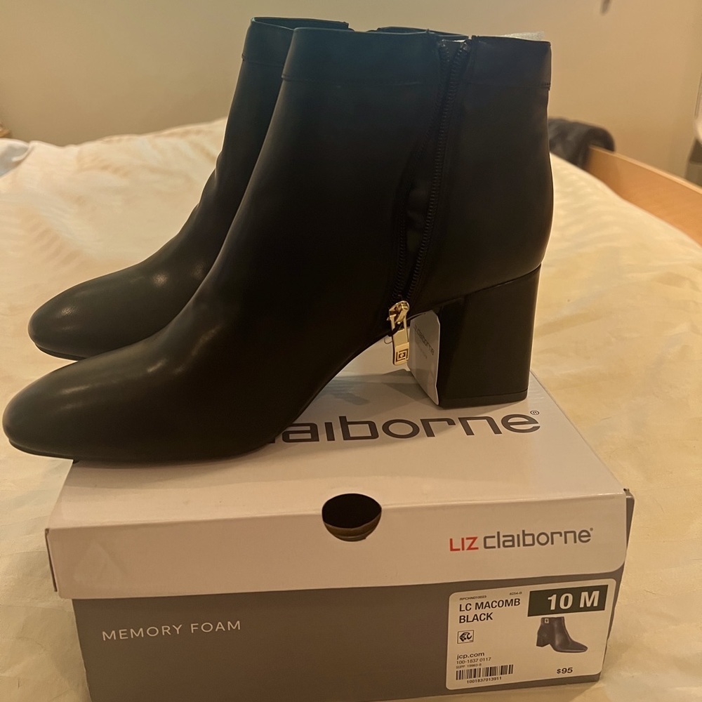 Boots black leather ankle high, memory foam